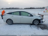 Toyota Prius JTDKBRFU9H3540684 снимка
