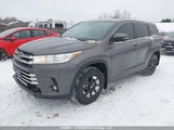 Toyota Highlander Le 5TDBZRFH3JS824086 снимка