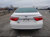 Toyota Camry Le 4T1BF1FK7HU647680 снимка