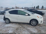 Toyota Prius JTDKDTB3XC1515141 снимка