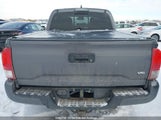 Toyota Tacoma Dbl Cab/Sr/Trdspt/Or/Pro 5TFCZ5AN7HX117989 снимка