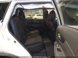 Nissan Rogue 5N1AT2MV8HC749017 снимка
