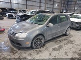 Volkswagen Rabbit 5-Door Trendline WVWDA71KX8W023950 photo