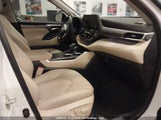Toyota Highlander Hybrid Limited/Hybrid Platinum/Hybrid Limited 25Th Ed 5TDXBRCH7SS684205 photo
