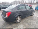 Chevrolet Sonic Ls 1G1JA5SHXF4145963 снимка