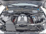 AUDI SQ5 3.0T TECHNIK WA1LCAFP2GA****** fotografie