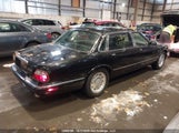 Jaguar Vandenplas SAJFA24C1YLF10380 снимка