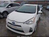 Toyota Prius C JTDKDTB31E1571696 снимка