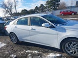 Hyundai Elantra Preferred KMHLM4DG7SU965817 снимка
