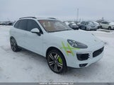 PORSCHE CAYENNE E-HYBRID S/S PLATINUM EDITION WP1AE2A23HL****** снимка