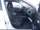Jeep Cherokee Latitude 1C4PJMCB0KD279154 снимка