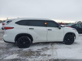 Toyota Highlander Platinum 5TDFZRBH4MS084558 снимка