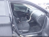 Toyota Corolla S 2T1BU4EE5AC369842 снимка