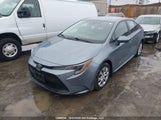 Toyota Corolla Le 5YFBPMBE1NP277063 снимка