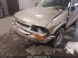 Chevrolet Blazer 1GNCT18X15K118265 снимка