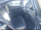 BMW 330 Xi WBA8D9C54JEM31994 photo