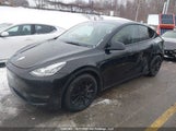 Tesla Model Y Long Range 5YJYGAEE5MF245425 fotografie