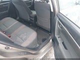 Toyota Corolla 2T1BURHE9JC071996 снимка