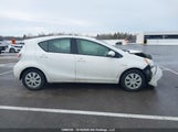 Toyota Prius C Technology JTDKDTB36C1505688 снимка