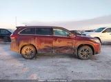 Toyota Highlander Xle 5TDJZRFHXKS966660 photo