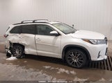 Toyota Highlander Xle 5TDJZRFH7JS524417 снимка