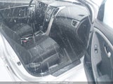 Hyundai Elantra Gt Gl KMHD25LH1GU337334 photo