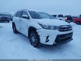 Toyota Highlander Xle 5TDJZRFH2JS526186 снимка