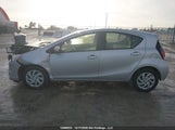 Toyota Prius C Technology JTDKDTB32F1106877 снимка