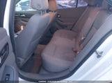 Chevrolet Malibu Ls 1G11B5SA4DF319995 снимка