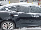 Tesla Model S 100D/75D/P100D 5YJSA1E24JF252519 снимка