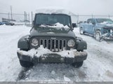 Jeep Wrangler Unlimited Sahara 1C4BJWEG1GL121546 fotografie