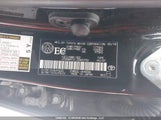Toyota Prius JTDKBRFU1J3065750 снимка