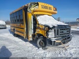 Ford Econoline E450 Super Duty Cutwy Van 1FDFE4FS8JDC22920 снимка