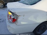 Toyota Camry Le 4T1BE32K75U584080 снимка