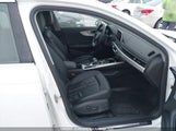 Audi A4 2.0T Progressiv WAUBNAF48HN042051 снимка