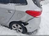 Kia Rondo KNAHT8A39G7132190 снимка
