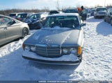 Mercedes-Benz 240 D WDBAB23A2DB400410 снимка