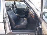 Mercedes-Benz 240 D WDBAB23A2DB400410 снимка