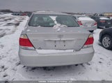 Toyota Camry Le V6/Xle 4T1BF30K15U108083 fotografie