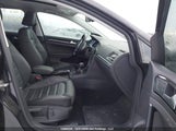 Volkswagen Golf 1.8 Tsi Highline 3VWC17AU7JM287496 fotografie