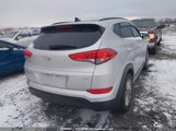 Hyundai Tucson Luxury KM8J3CA48HU450400 снимка