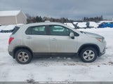 Chevrolet Trax Ls 3GNCJNSB5JL183154 снимка