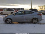 Hyundai Elantra Se/Sport/Limited 5NPDH4AE3FH637794 снимка