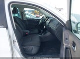 Volkswagen Tiguan WVGJV3AX2EW600232 снимка