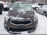 Kia Rondo KNAHT8A34E7035525 снимка