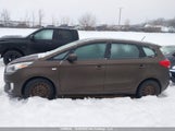 Kia Rondo KNAHT8A34E7035525 снимка