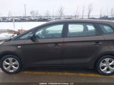 Kia Rondo KNAHT8A37G7134200 fotografie
