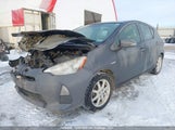 Toyota Prius C JTDKDTB32D1540181 снимка