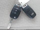 Kia Sedona Lx KNDMB5C1XJ6352935 photo