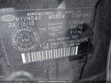 Hyundai Elantra Essential KMHD74LF1KU742676 снимка